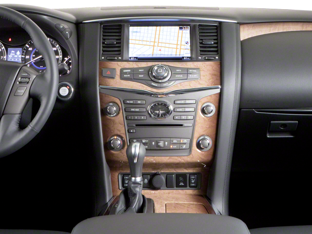 2012 INFINITI QX56 7-passenger