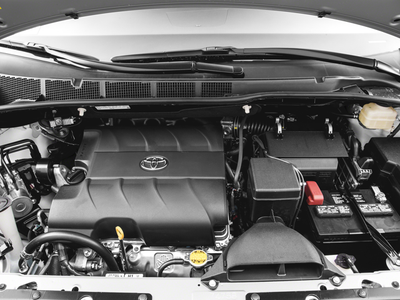 2017 Toyota Sienna XLE Auto Access Seat