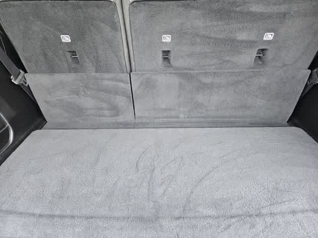 2022 Jeep Wagoneer Series III Carbide