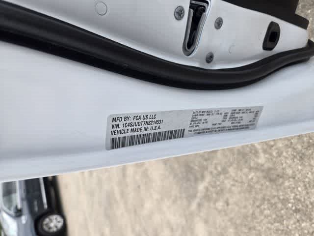 2022 Jeep Wagoneer Series III Carbide