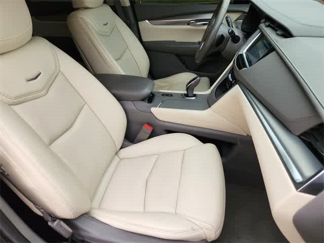 2017 Cadillac XT5 Premium Luxury FWD