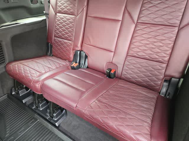 2025 Cadillac Escalade ESV 4WD Premium Luxury