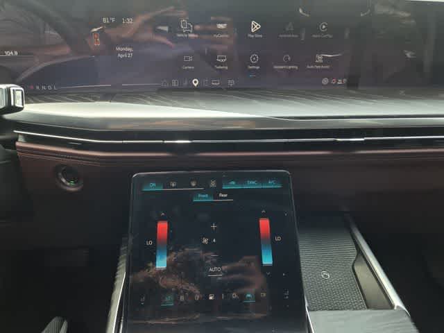 2025 Cadillac Escalade ESV 4WD Premium Luxury