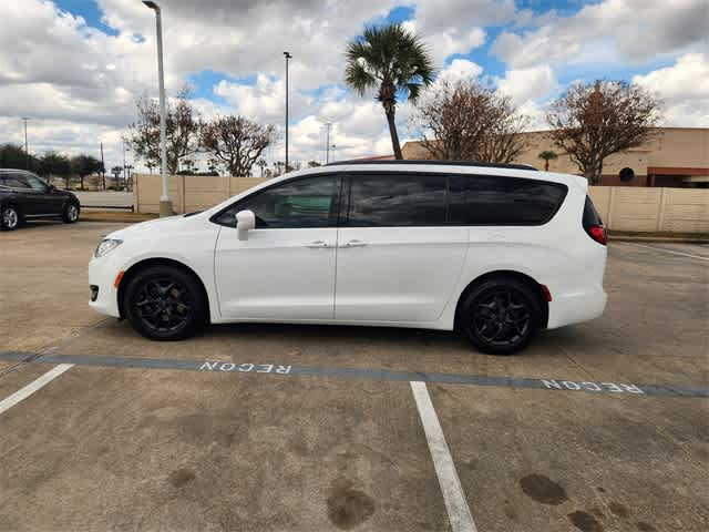 2020 Chrysler Pacifica Touring L Plus