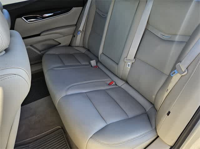 2016 Cadillac XTS Luxury Collection