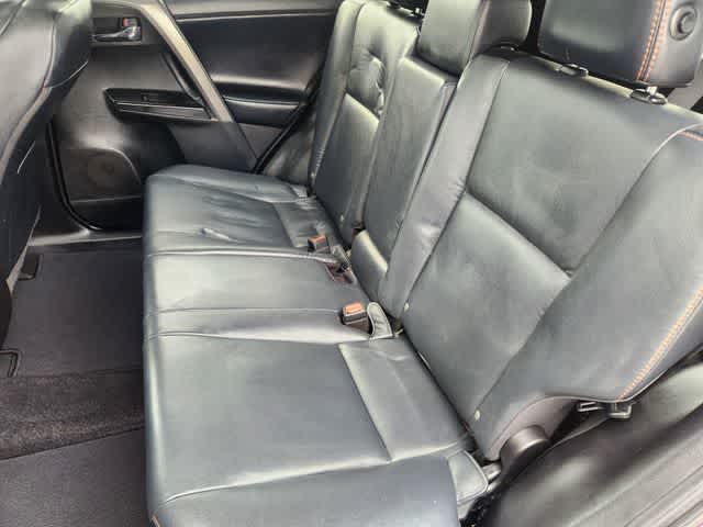 2017 Toyota RAV4 SE