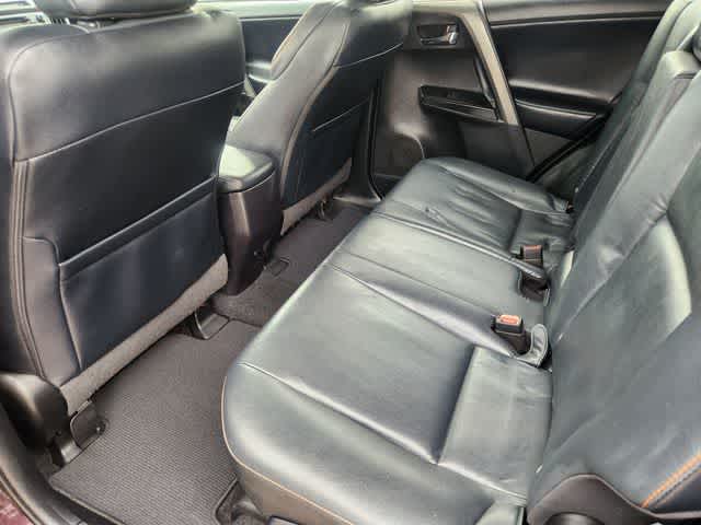 2017 Toyota RAV4 SE