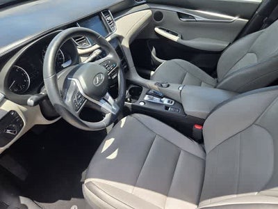 2023 INFINITI QX50 LUXE