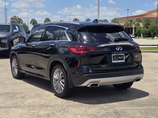 2023 INFINITI QX50 LUXE