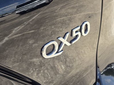 2023 INFINITI QX50 LUXE