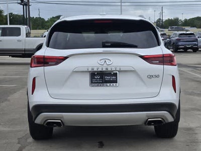 2021 INFINITI QX50 LUXE