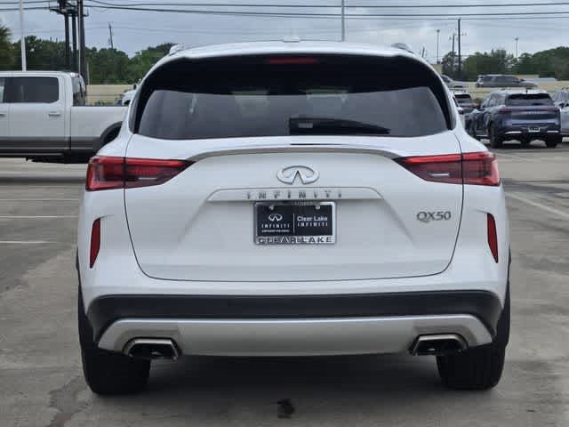 2021 INFINITI QX50 LUXE
