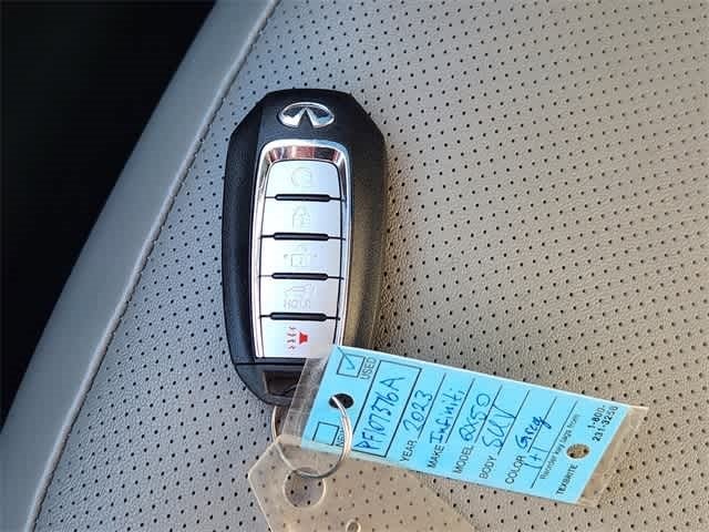 2023 INFINITI QX50 LUXE