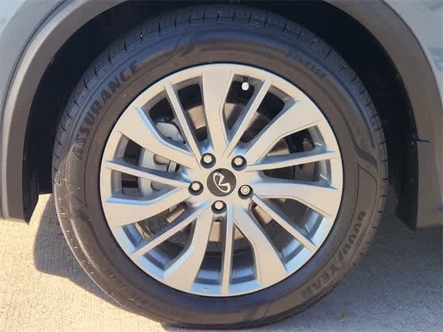 2023 INFINITI QX50 LUXE