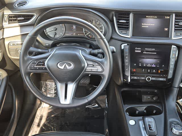 2023 INFINITI QX50 LUXE