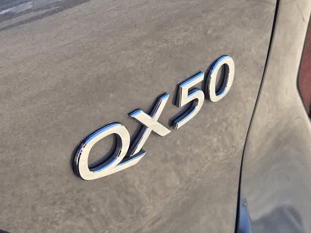 2023 INFINITI QX50 LUXE