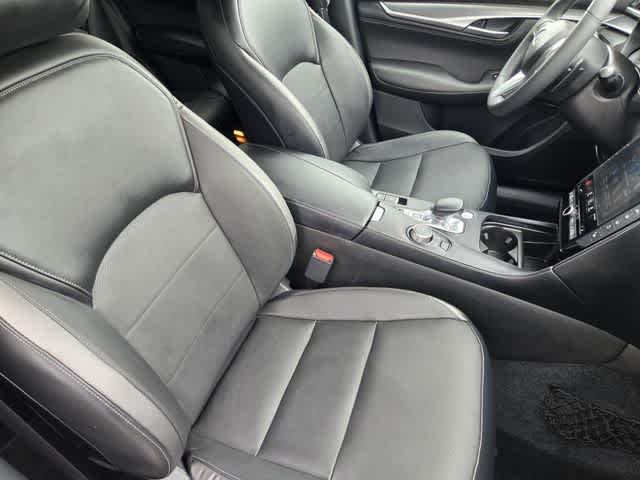 2023 INFINITI QX55 LUXE