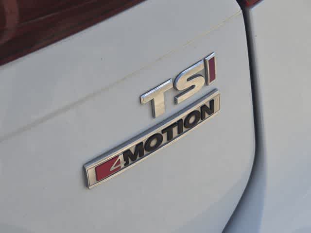 2018 Volkswagen Tiguan SEL Premium