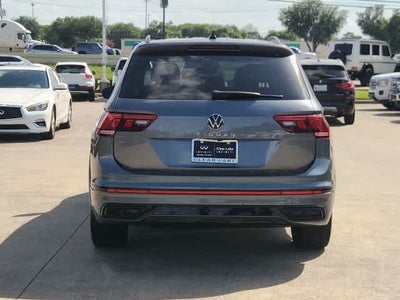 2023 Volkswagen Tiguan SE R-Line Black