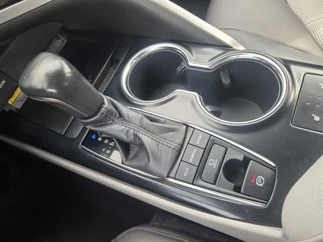 2019 Toyota Camry XLE