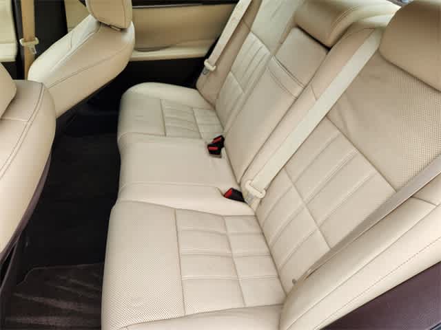 2016 Lexus ES 350 4dr Sdn