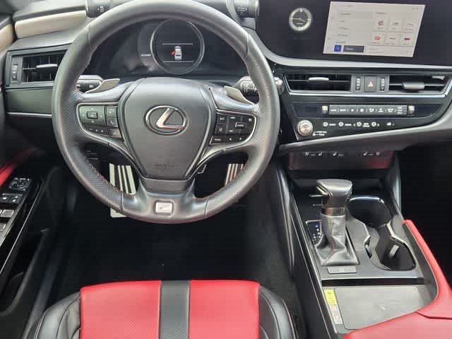 2023 Lexus ES F SPORT Handling