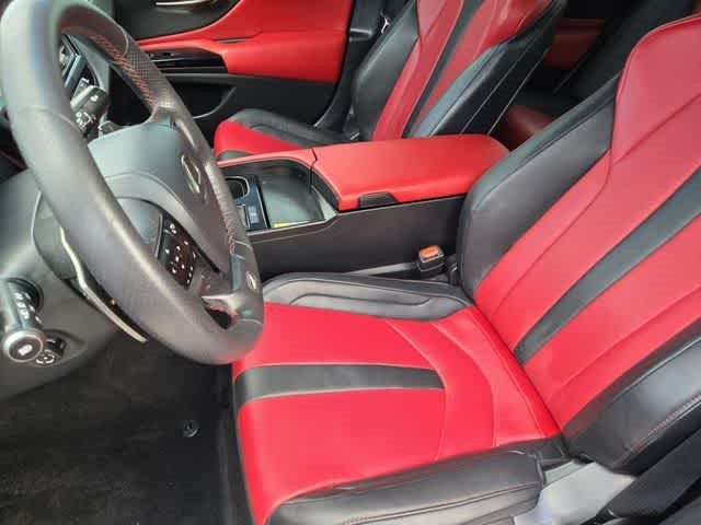 2023 Lexus ES F SPORT Handling