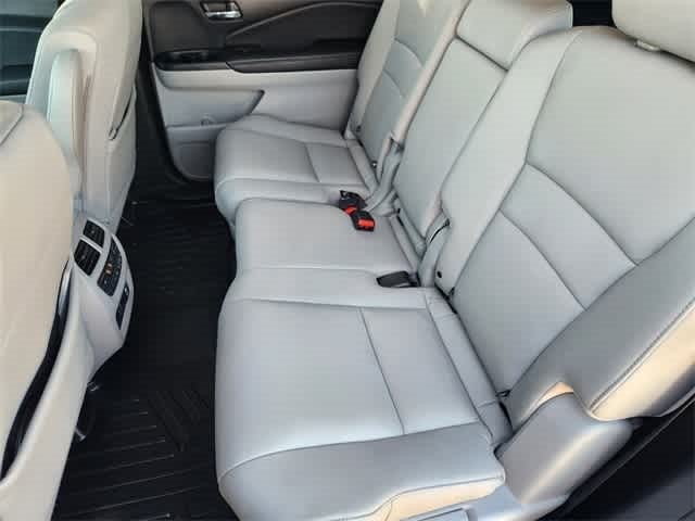 2020 Honda Pilot Touring 8-Passenger