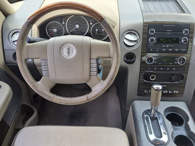 2008 Lincoln Mark LT 2WD Supercrew 150"