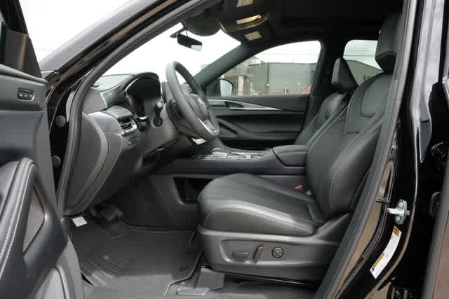 2027 INFINITI QX65 LUXE