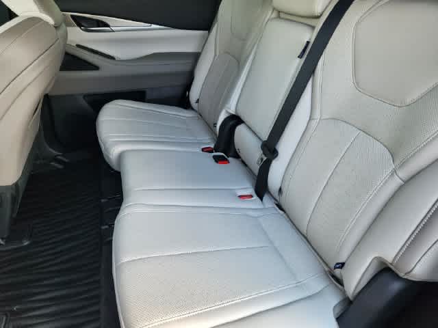 2027 INFINITI QX65 LUXE