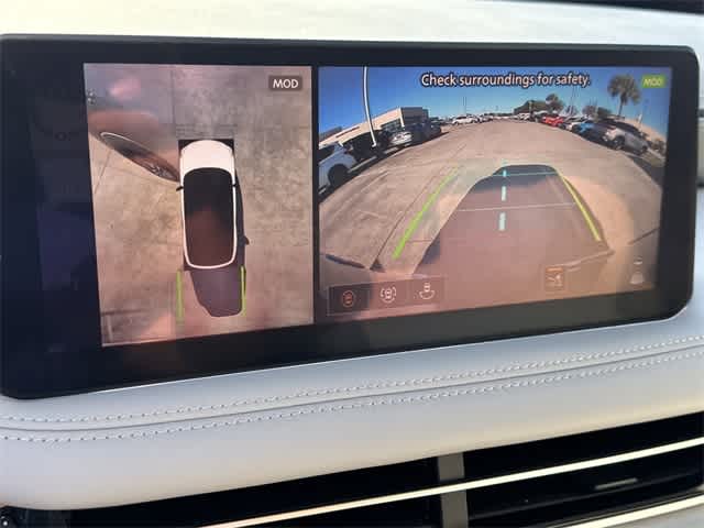 2026 INFINITI QX60 LUXE