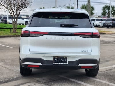 2026 INFINITI QX60 LUXE