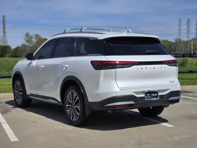 2026 INFINITI QX60 LUXE