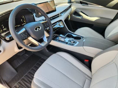 2026 INFINITI QX60 LUXE