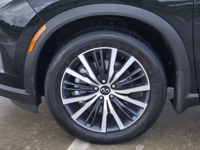 2025 INFINITI QX60 SENSORY