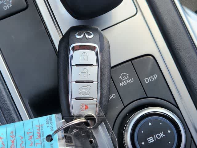 2023 INFINITI QX60 PURE