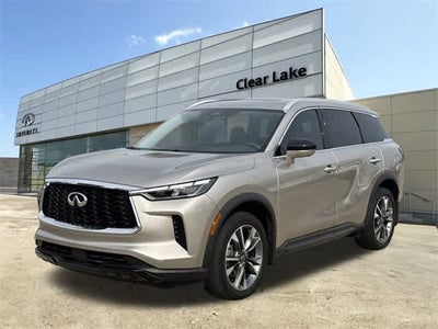 2023 INFINITI QX60 LUXE