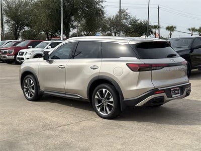 2023 INFINITI QX60 LUXE