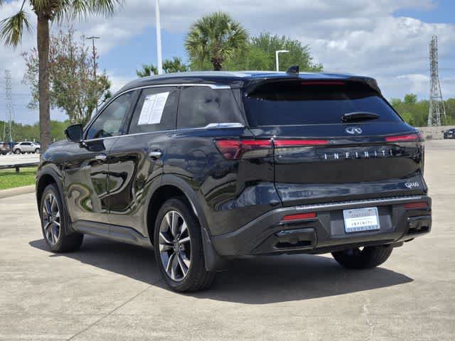 2023 INFINITI QX60 LUXE