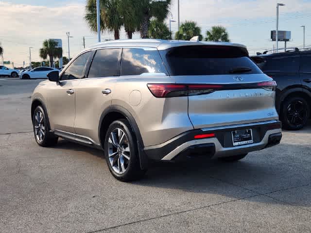 2023 INFINITI QX60 LUXE