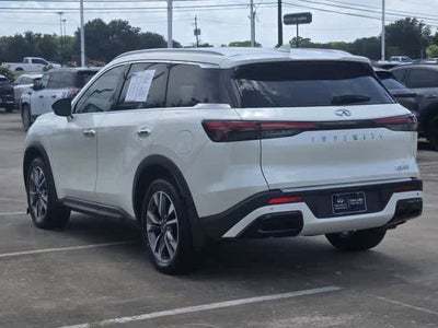 2023 INFINITI QX60 LUXE