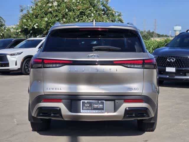 2024 INFINITI QX60 LUXE
