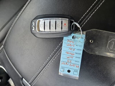 2023 INFINITI QX60 LUXE