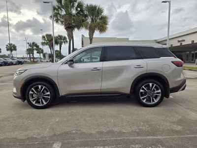2023 INFINITI QX60 LUXE