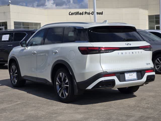2023 INFINITI QX60 LUXE