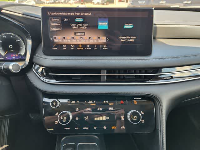 2024 INFINITI QX60 LUXE