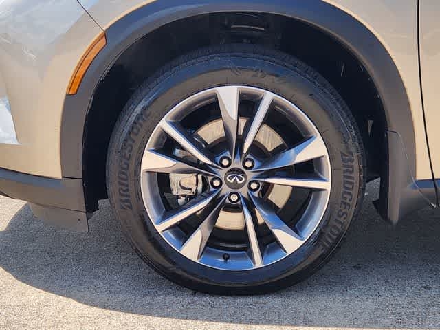 2024 INFINITI QX60 LUXE