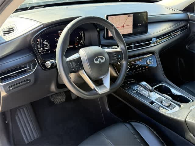 2022 INFINITI QX60 LUXE