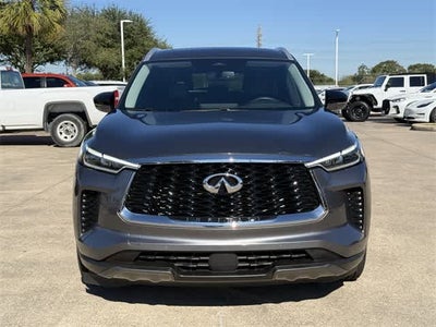 2022 INFINITI QX60 LUXE